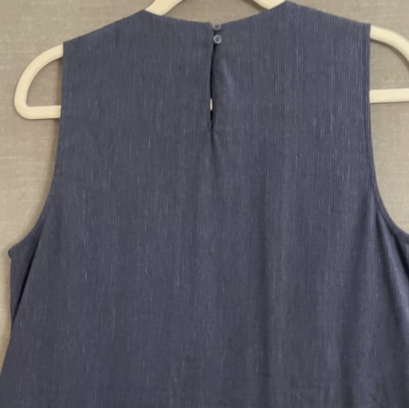 BCBG MaxAzria Svetlana Pinstripe Linen Tunic Duster XS Tall GUC - Picture 6 of 9